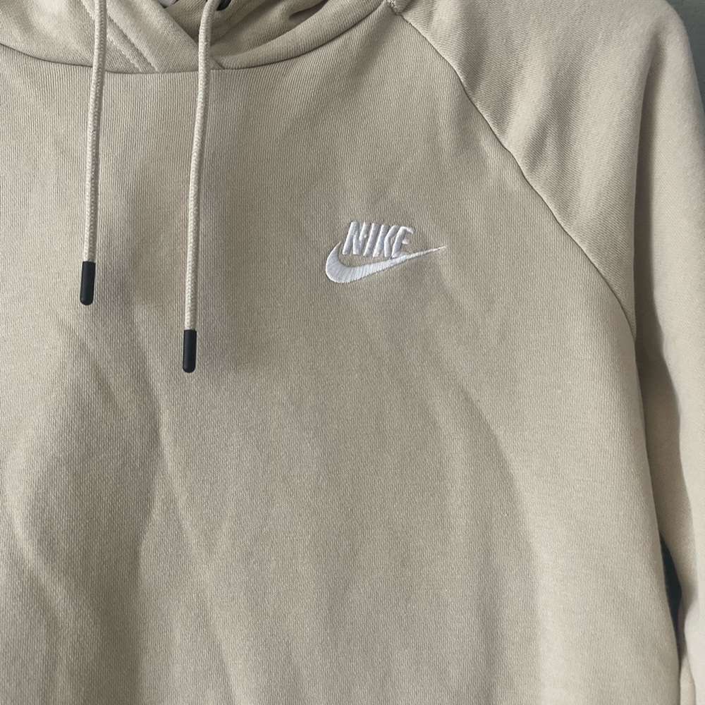 Nike Women's‎ Beige Hoodie - Picture 7 of 9